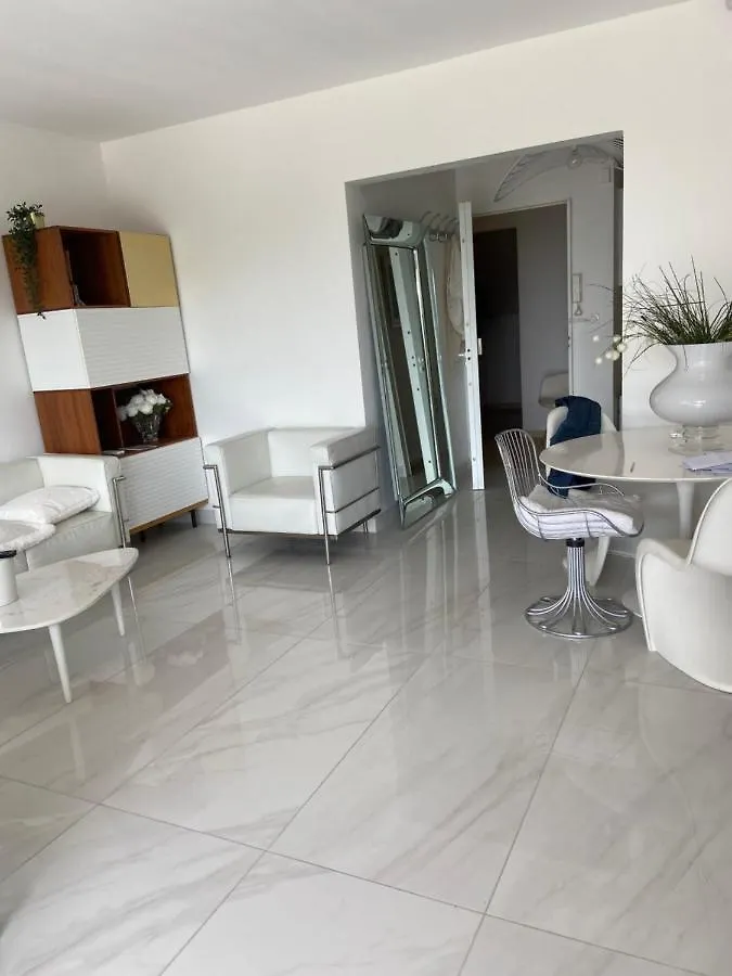 La Maison De Doms Avec Jacuzzi Et Vue Mer Cassis 0*,  France