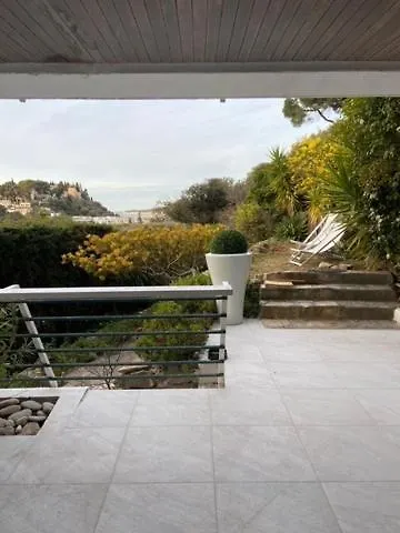 La Maison De Doms Avec Jacuzzi Et Vue Mer Cassis 0*,  France
