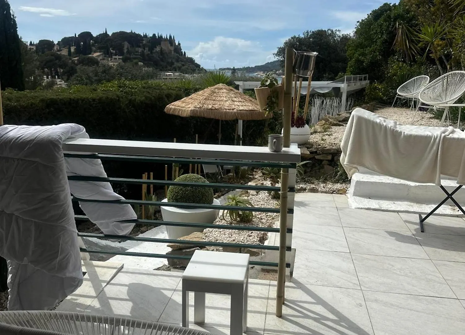 דירה קסיס La Maison De Doms Avec Jacuzzi Et Vue Mer צרפת
